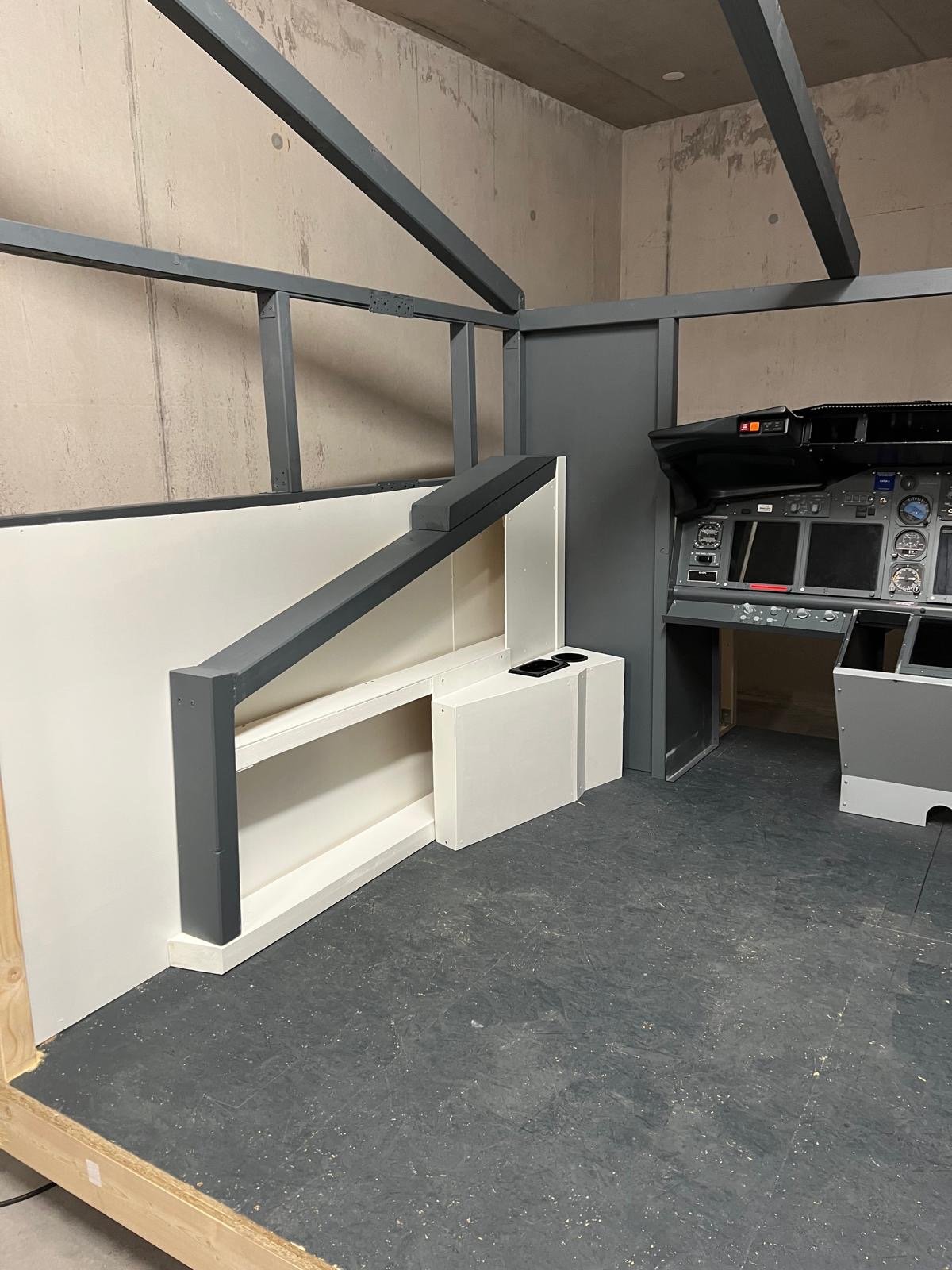 Homecockpit - Innenelemente Seite für Steering Wheel und Ablage